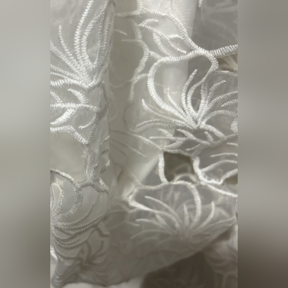 NWT Size 2 Monique Lhuillier White Organza Lace Puff Sleeve Dress - Picture 9 of 11